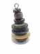 Pendentif seul boutons récup aubergine, jaune clair, gris et perle en bois brun