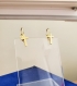 Petites boucles d'oreilles dormeuses croix acier inoxydable dorées ou argentées de qualités cadeau plaqué or pour femme et fille