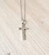 Collier chaine en acier inoxydable pendentif croix argentée de qualité cadeau pour femme et homme