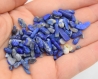 100grs minuscule puce de  pierre non percés lapis lazuli , 2~8x2~4 mm petites roches bleu, pierre cailloux bleu marine,pierres  gemmes