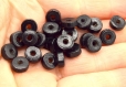 X 100 perles rondelle en bois noir Ø8mm grand trou heishi