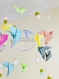 Mobile bébé en papier origami colombes papillons