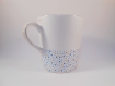 Soldes -15% - mug faïence blanc - points bleu et doré - fait main - tasse / mug