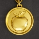 Pendentif fruit pomme or 18 carats - médaillon à relief
