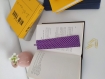 Marque page en tissu - signet - bookmark - pois violet