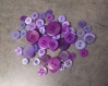 Lot de boutons violets pour créer 