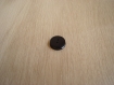 Cinq boutons noir vintage rebord creux 26-57  +1