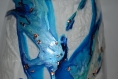 Vase en verre peint style murano bleu