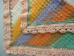 Couverture bébé au crochet coloris multicolore