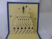 Carte gâteau d'anniversaire pour anniversaire en relief 3d kirigami couleur bleu roi
