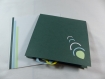 Carte de vœux bonne année en relief 3d kirigami couleur vert foncé et alizé