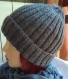Bonnet tricoté main ville ou sport d' hiver