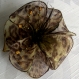 Petite barrette fleur en tissu & plumes et perles 031