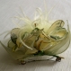 Grande barrette fleur en tissu & plumes et perles  010*
