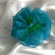 Grande barrette fleur en tissu & plumes et perles 152