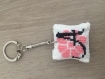 Porte clés lettre a rose bonbon