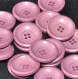 B66e1r / mercerie boutons plastique violet 22mm vendus à l'unité