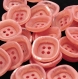 B71a2r / mercerie lot de 5 boutons carré plastique rose nacré 20mm