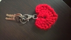 Porte clef ou bijoux de sac coeur au crochet fdp compris