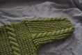Pull irlandais vert olive tricoté main, pour bébé taille 12 mois