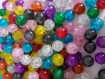 Lot de 15 perles en verre craquelées 