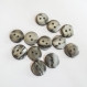 12 boutons ronds irisés gris anthracite - deux trous - 12 mm