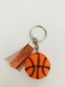 Porte clé macaron basketball