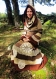 Robe longue d'hiver col multifonction, manches longues, napperons dentelle crochetés en patchwork de laine recyclée et nuances de marron!!!