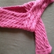 écharpe avec capuche en pure laine rose fushia 
