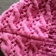 écharpe avec capuche en pure laine rose fushia 