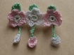 Broche trois fleurs en coton au crochet 