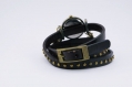 Montre bracelet trois tours cuir tressé et pendentif terre montre bracelet en cuir coloris noir 