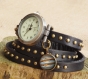 Montre bracelet trois tours cuir tressé et pendentif jupiter montre bracelet en cuir coloris noir 