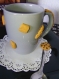 Grand mug gris customisé pâte polymère 