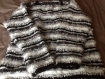 Pull femme 42/44 laine gris blanc noir avec écharpe assortie 