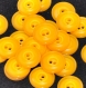 B33h1r / mercerie boutons plastique jaune orangé 14mm vendus à l'unité 