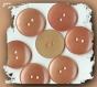 10 boutons rose orange corail translucide 23 mm * 2 trous * 2,3 cm pink button 