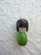 Pendentif breloque poupée chinoise en bois vert 
