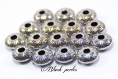 Perle style pandora, grand trou 5mm, avec petites feuilles, en acrylique, couleur argent x5- a23 