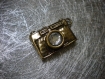 Grande breloque appareil photo métal doré vieilli x1 