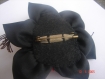 Broche poupée fleur en tissu faite , brodée et cousue main pièce unique 10 cm 