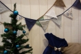 Noël! magnifique guirlande de 9 fanions en tissu fantaisie bleu et étoiles. 