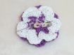 Broche au crochet fleur 3 rangs rose violet blanc 