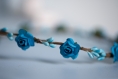 Couronne de fleurs cheveux bleue