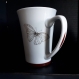 Mug papillon. porcelaine fine française. peint à la main.