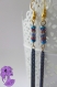 Ishtar - paire de boucle d'oreille longue en métal doré, perles roses et bleues et chaîne bleues